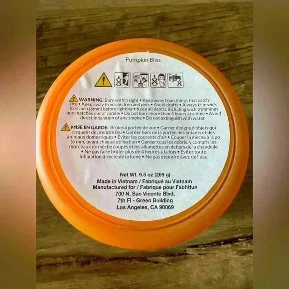 NEW Summer & Rose Pumpkin Bliss Soy Candle ~ 9.05oz ~ 🎃 - Picture 8 of 8